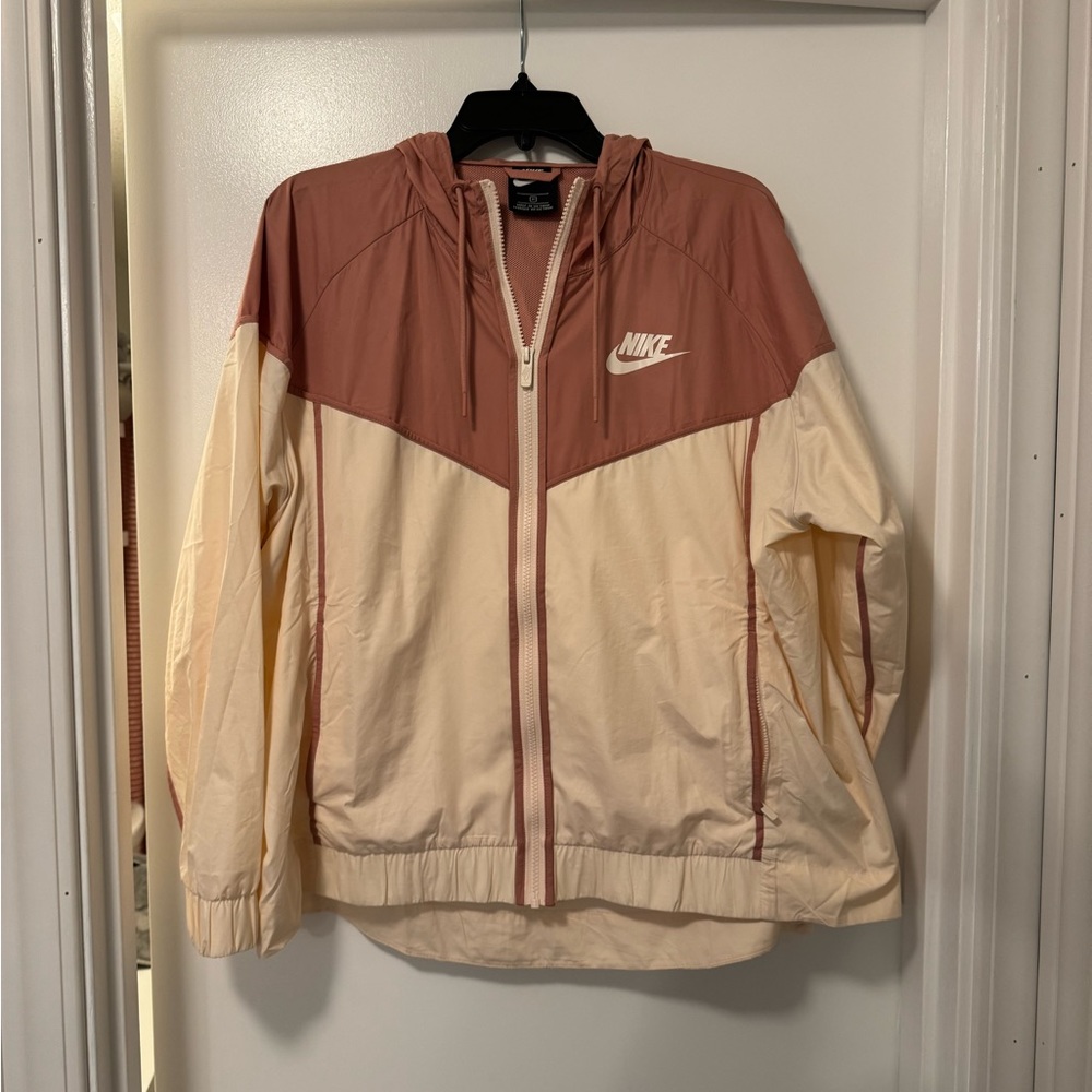 Nike Wind Breaker
